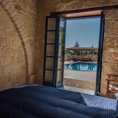 The Windmill Estate איה נאפה